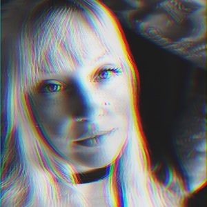 Meet your Posher, Brittney